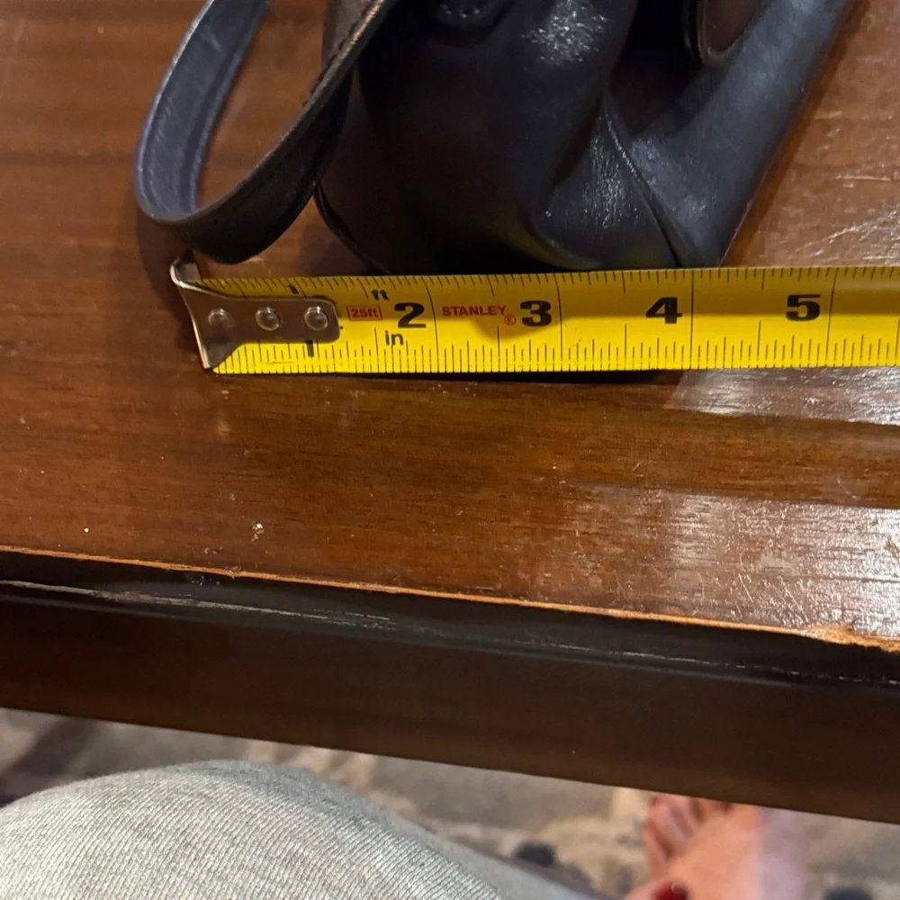 Elegant Navy Leather Bally-Style Shoulder Bag Georgetown Leather Design - Picture 11 of 12